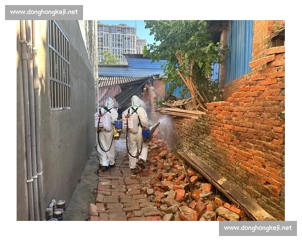 奥运冠军龙道一驰援家乡榕江:携物资投身救灾一线 奥运冠军龙道一驰援家乡榕江:携物资投身救灾一线